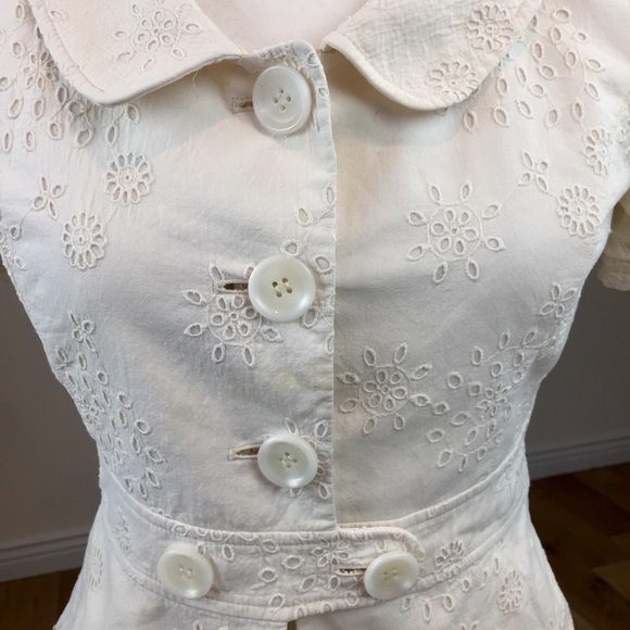 Vintage Antonio Melani Short Sleeve Eyelet Blazer - Picture 2 of 4